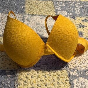 PINK Victoria's Secret Yellow Lace Bra